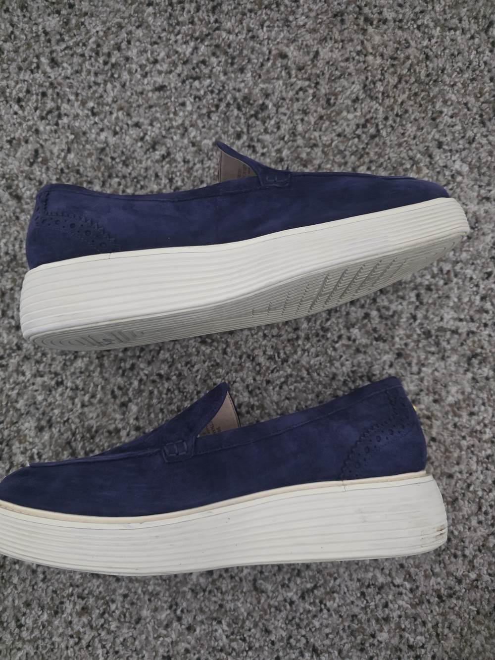 Classic Navy Suede Platform Loafers - Women's Slip-On Flats COLE HAAN Sz 9 - Picture 6 of 11